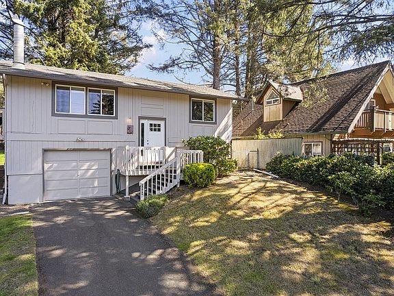 3rd image of 3868 NW Port Ave