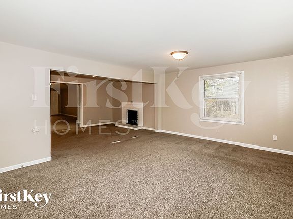 3rd image of 10153 Lawnhaven Dr