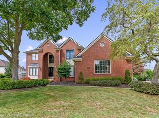 54239 Talon Ct, Shelby Township, MI 48315