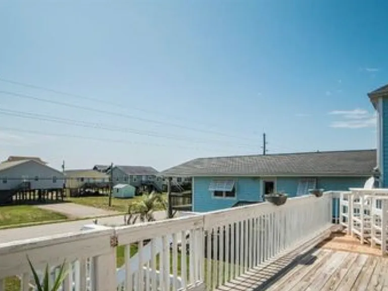 1020 S Anderson Blvd — Photo 3