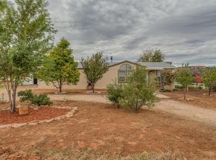 1441 N Apple Blossom Ln, Apple Valley, UT 84737