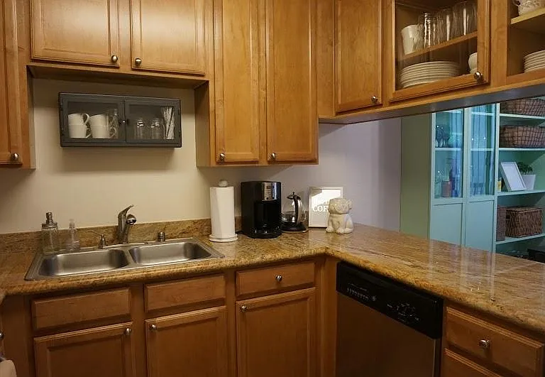 545 Woodside Oaks #2 — Photo 32