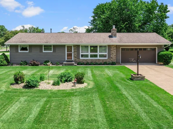 1050 10th Ave, Cumberland, WI 54829