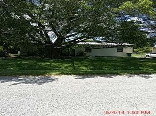 184 Cypress Ave NW, Port Charlotte, FL 33952