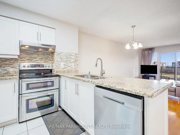 25 Kingsbridge Garden Cir #616 — Photo 15