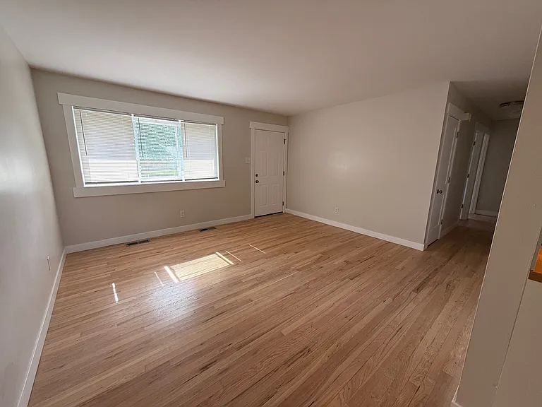 1307 Valiant Dr #1 — Photo 5