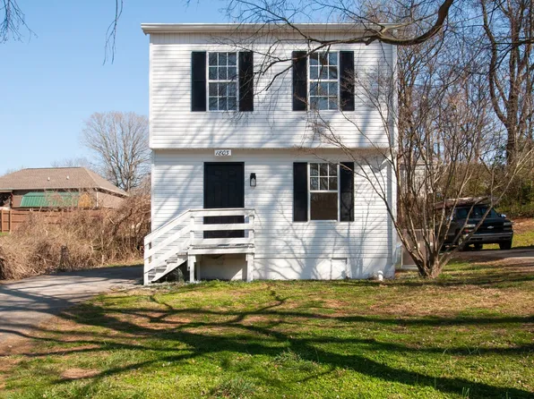 1803 Cherokee Dr, Columbia, TN 38401