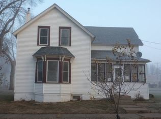 931 Croyden St, Stewart, MN 55385