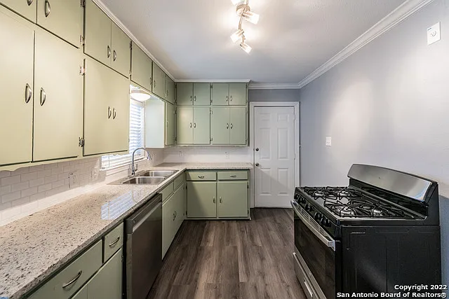 553 Club Dr #3 — Photo 15