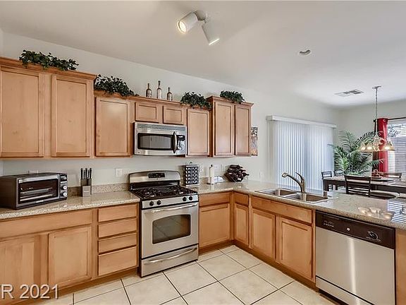 2nd image of 9017 Castledowns St