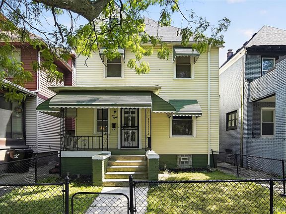 3rd image of 580 Melbourne St