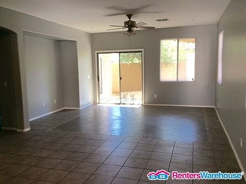 2nd image of 943 E Cantebria Dr