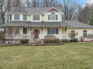 15 Ridgefield Rd, Warwick, NY 10990