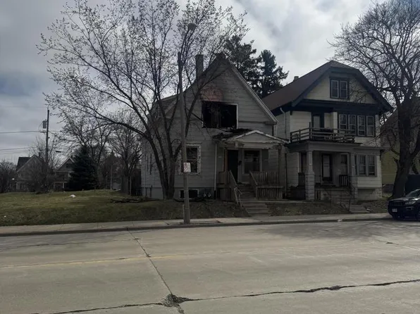 2162 North 35th STREET, Milwaukee, WI 53208