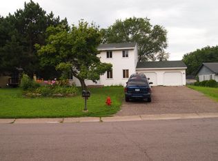7401 Kentucky Ave N, Minneapolis, MN 55428