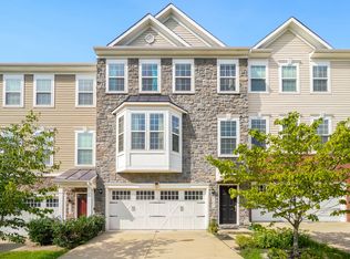 21521 Willow Breeze Sq, Ashburn, VA 20147