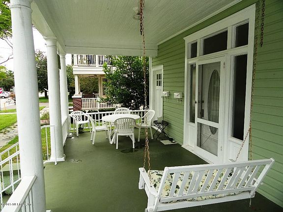 5th image of 1018 Barrs St