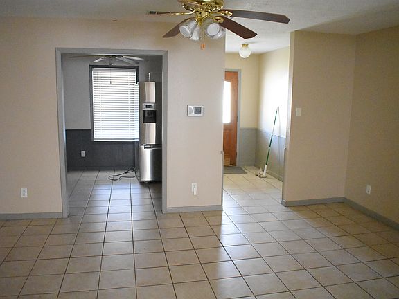 2nd image of 523 Arbor Oak Dr