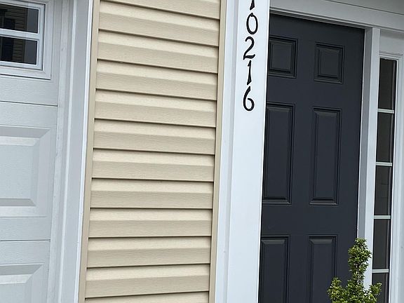 3rd image of 10216 Egret Ct #1