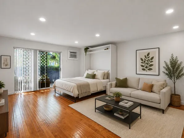 32 Whites Ave #D13, Watertown, MA 02472