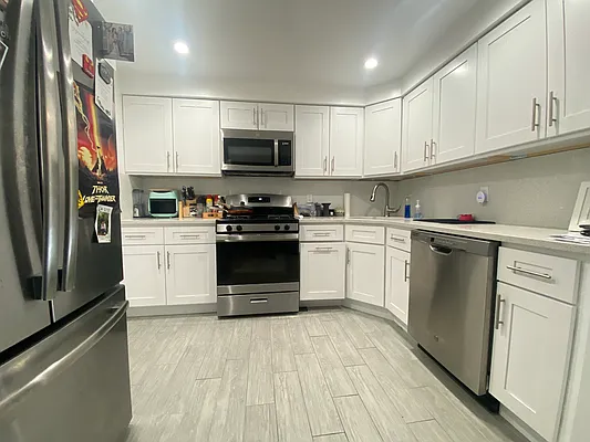 Rented by NY Space Finders Inc. | media 17