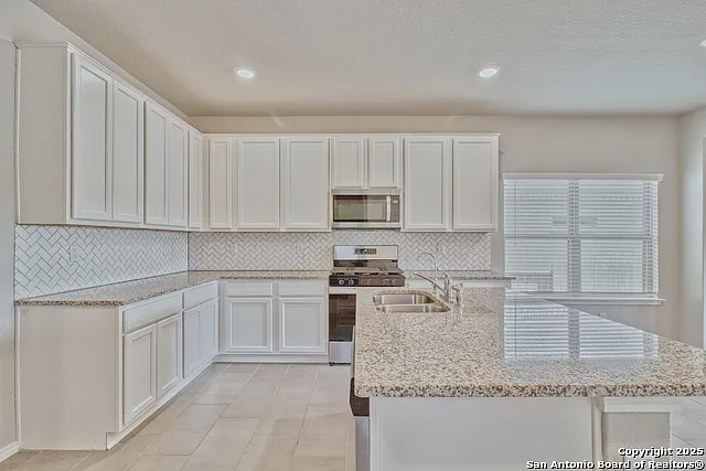 1649 Couser Ave — Photo 9