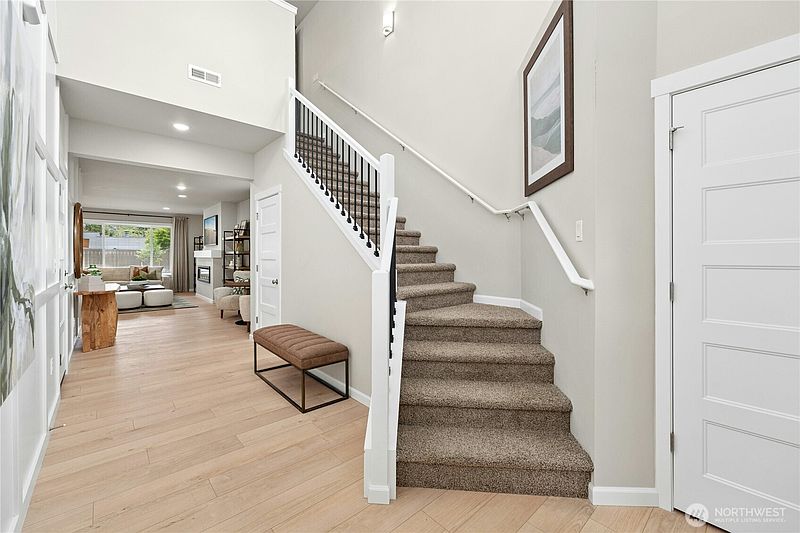 3rd image of 14715 18th Avenue S