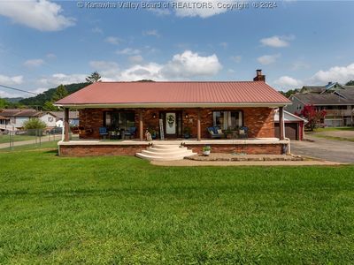 518 1st St W, Madison, WV, 25130