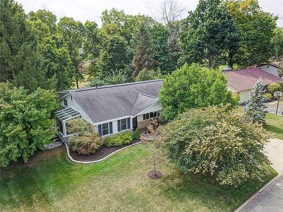 2nd image of 4534 Parklawn Dr