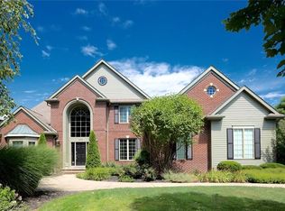 570 Hardwick Dr, Aurora, OH 44202