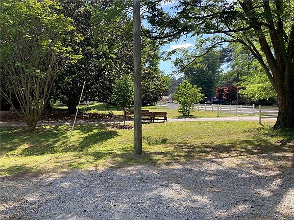 4th image of 4249 Taylor Rd