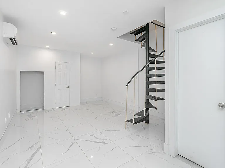 198 Johnson Ave #1AA — Photo 6