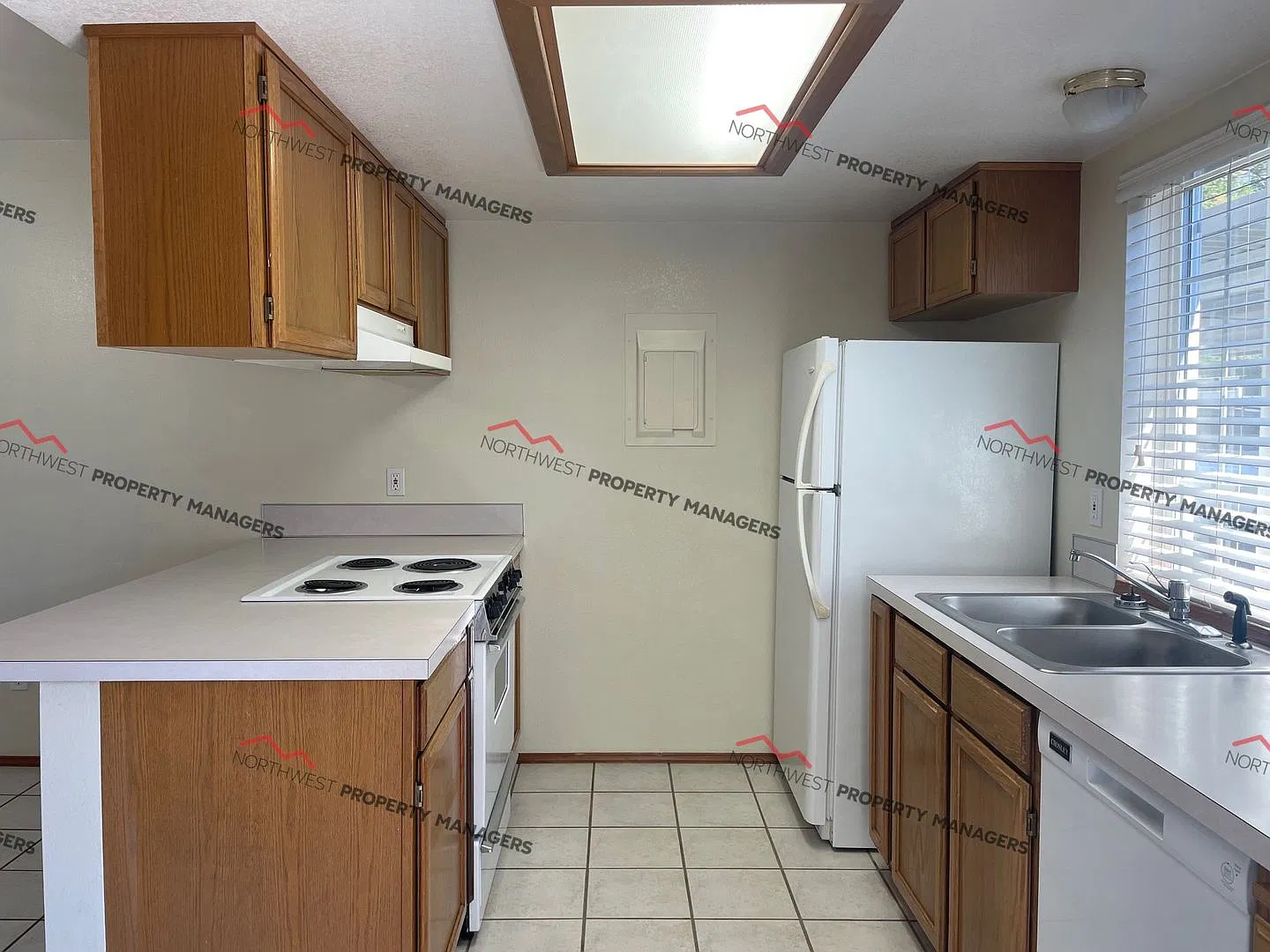 R83B — Photo 4