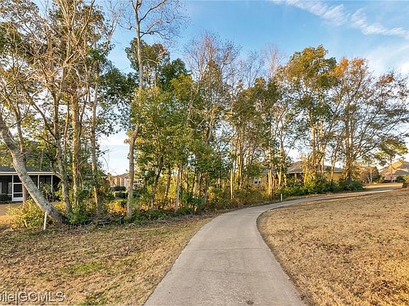 4th image of 1172 Heron Lakes Cir