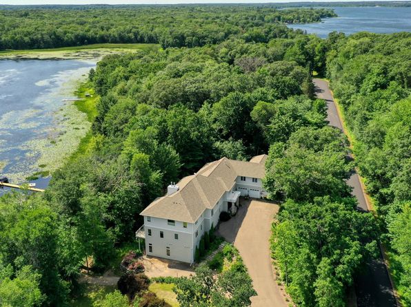 12199 205th St N, Marine On Saint Croix, MN 55047