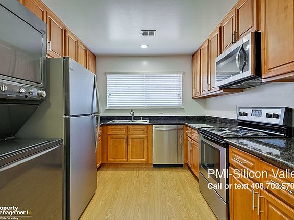 3rd image of 294 Waverley St
