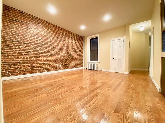 3rd image of 810 Prospect Pl #Backa2