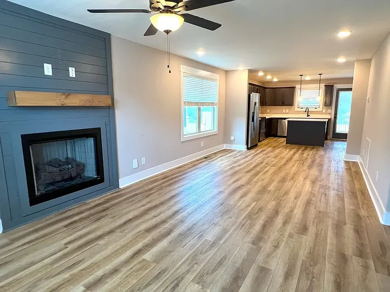 1346 Isaiah Dr — Photo 4