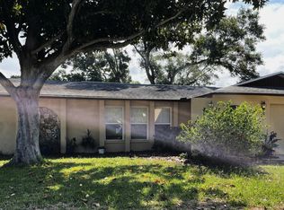 8873 Tami St, Seminole, FL 33772