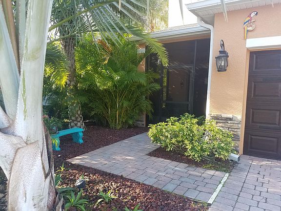 3rd image of 3220 Recco Pl