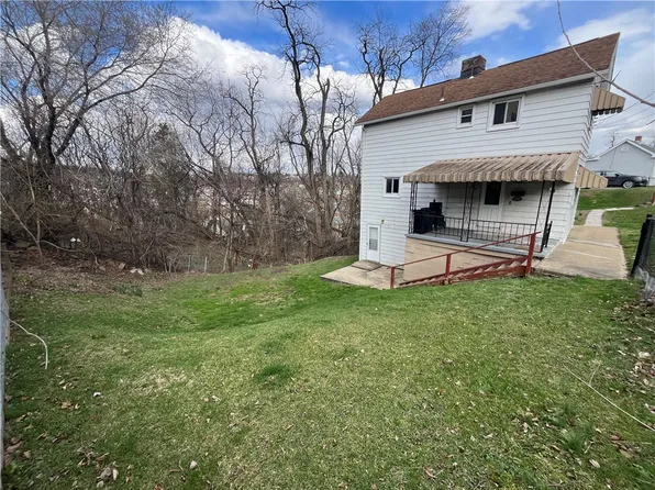 1360 Center St, Mc Kees Rocks, PA 15136