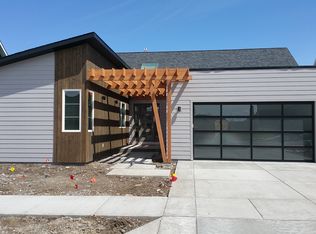 1818 N Hunters Way, Bozeman, MT 59718