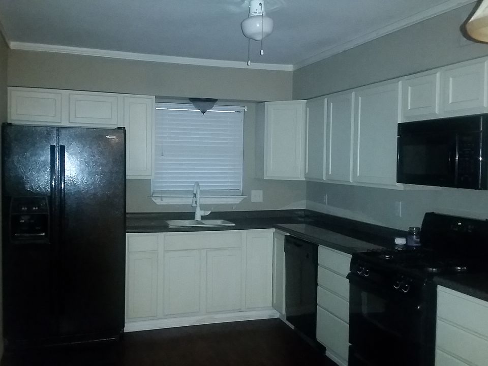 1st image of 3753 Nabholtz Ln