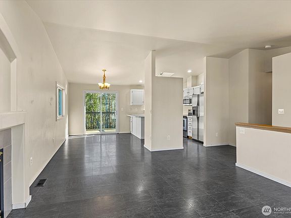 5th image of 9331 64th Avenue NE