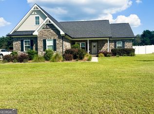 206 Spotted Fawn Rd N, Statesboro, GA 30461