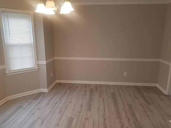 3rd image of 110 Solebay St