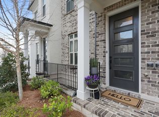 4249 Deming Cir, Sandy Springs, GA 30342