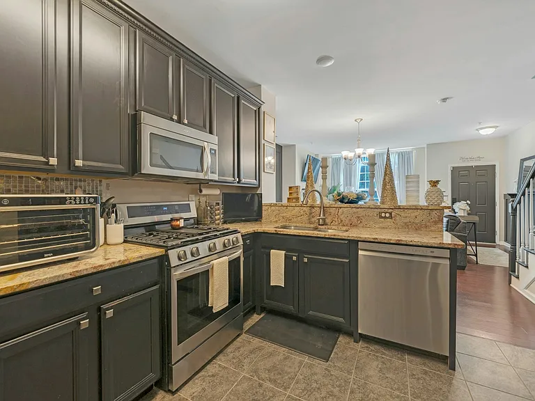 1 Clover Ln — Photo 9