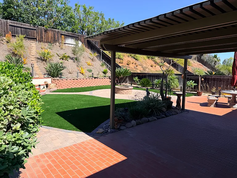 2134 Merlyn Pl — Photo 28