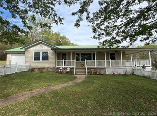 306 NE 4th St, Wilburton, OK 74578